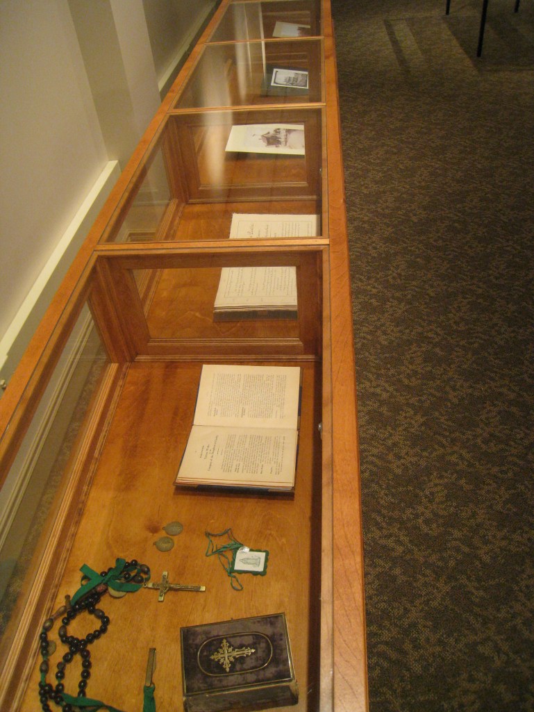 Daughter of Charity prayer books