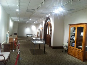 exhibit gallery