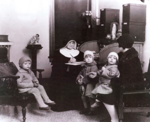 Sister Blandina with menmbers of her family (courtesy Sisters of Charity of Cincinnati)