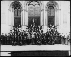 Sisters and nurses of the Loyola Unit